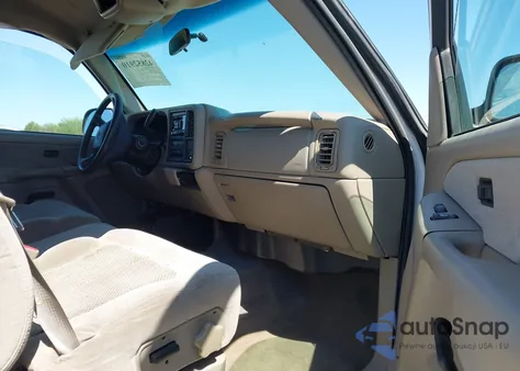 2002 Chevrolet Silverado 2500Hd Ls from USA, damaged, VIN 1GCHK29U82E248890